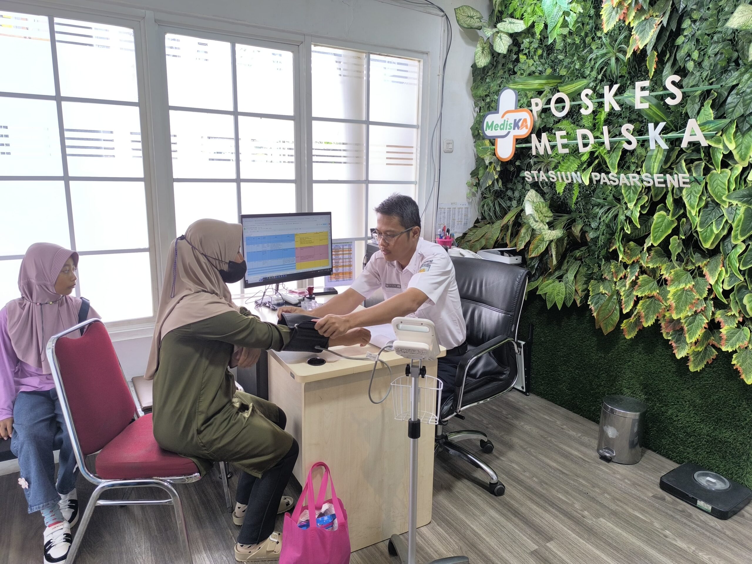 Mudik Sehat dan Aman, KAI Sediakan Pos Kesehatan di Stasiun Strategis