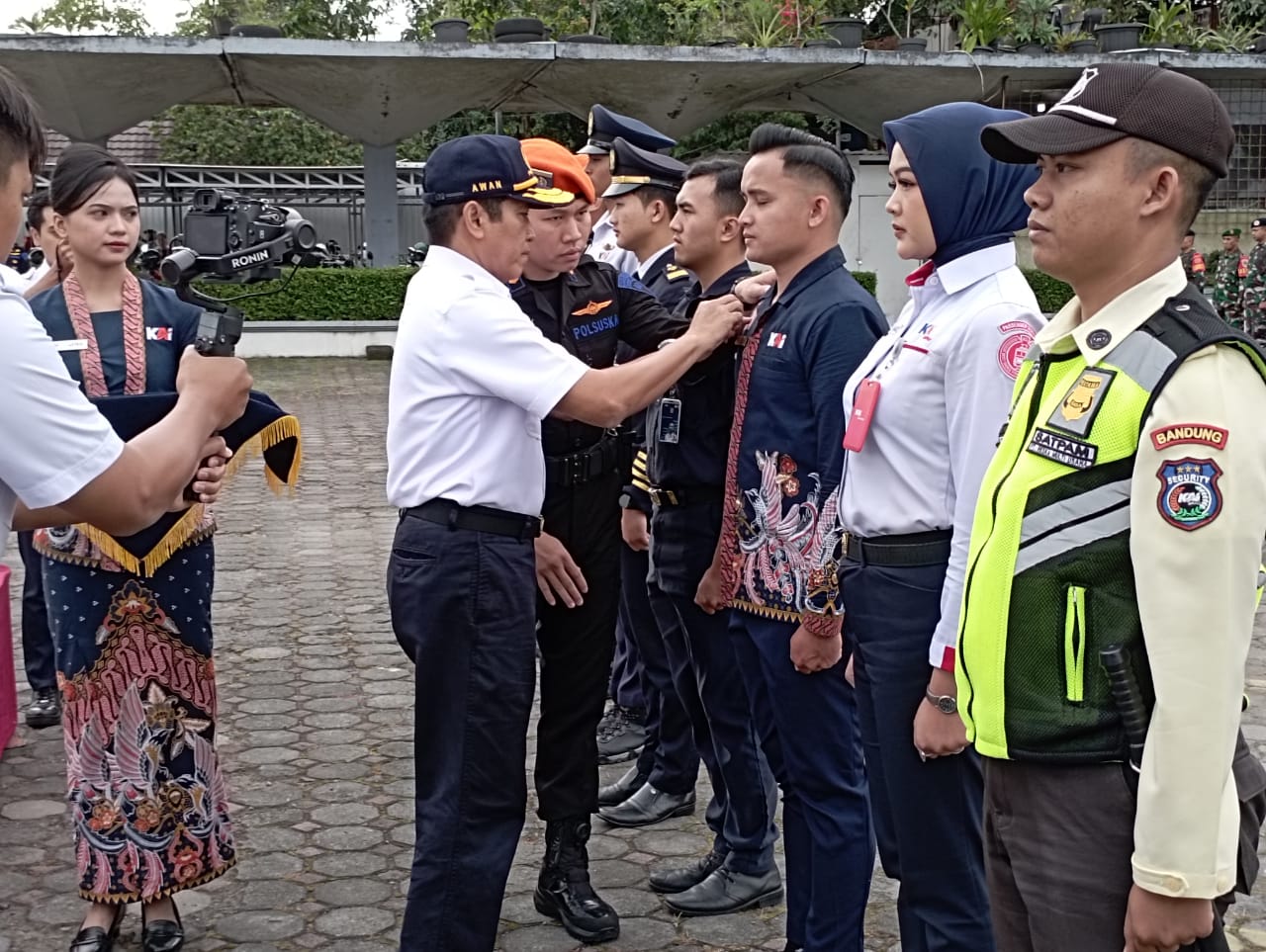 Posko Angkutan Lebaran 2025 Resmi Dibuka di Daop 2 Bandung melalui Apel Gelar Pasukan