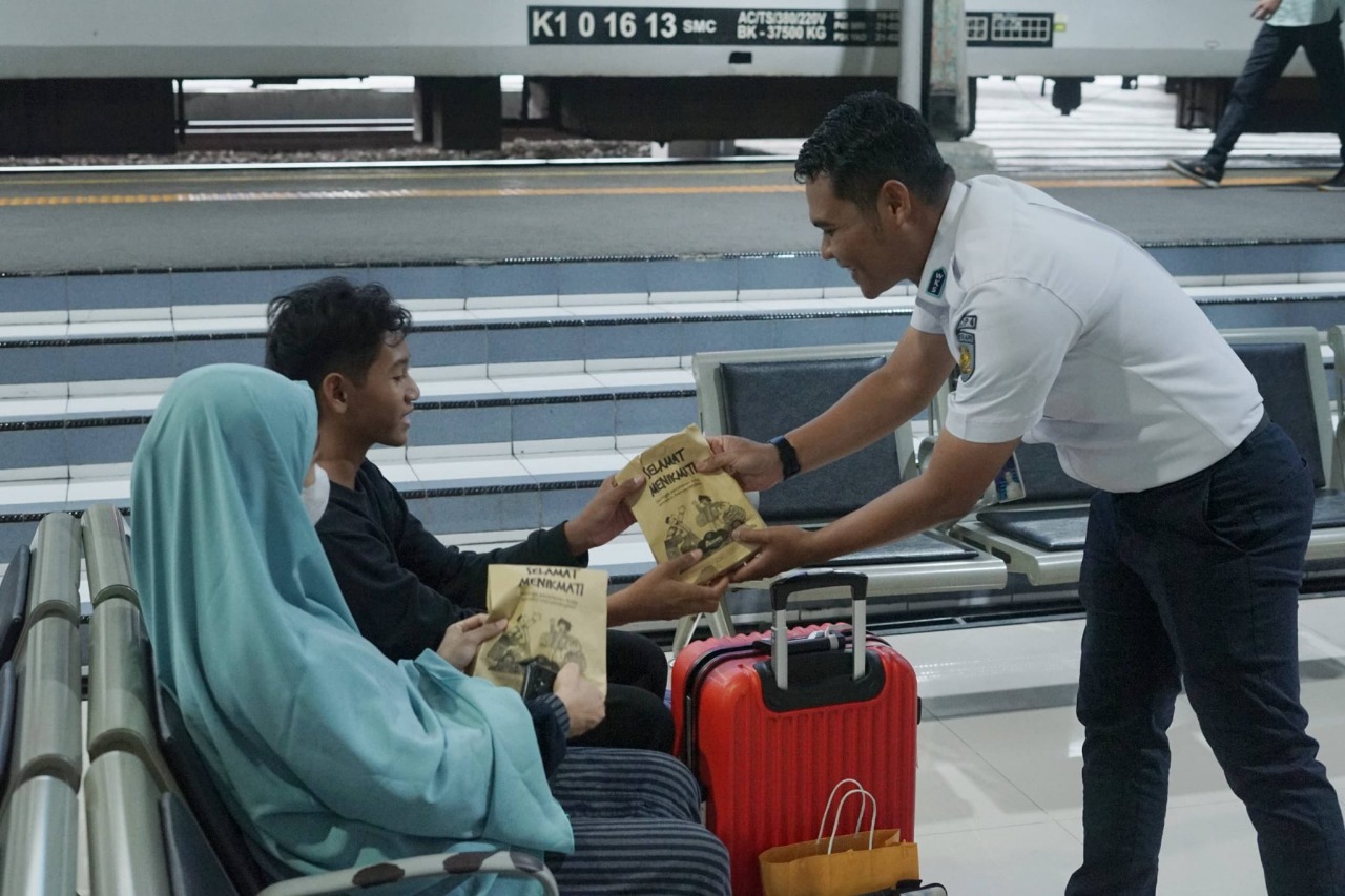 Takjil KAI Lokasinya di 21 Stasiun Penjualan Tiket Lebaran Tembus 2,8 Juta