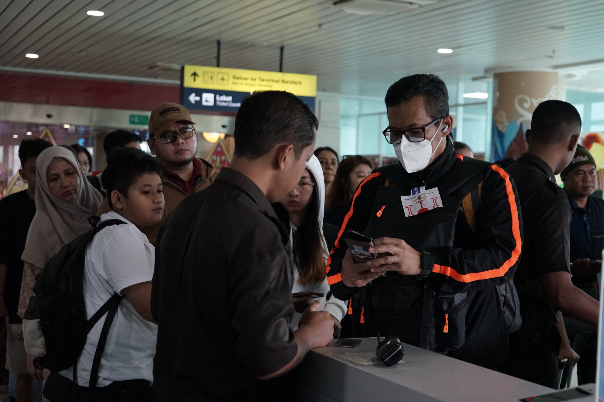 KAI Perkuat Sarana Logistik Nasional, 12 Lokomotif CC 205 Tengah Dikirim dari Amerika