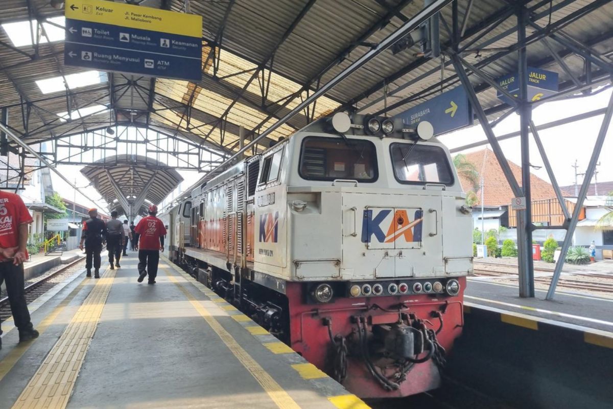 Penumpang Kereta Daop Yogyakarta Melejit Saat Waisak, Okupansi Sentuh 114 Persen