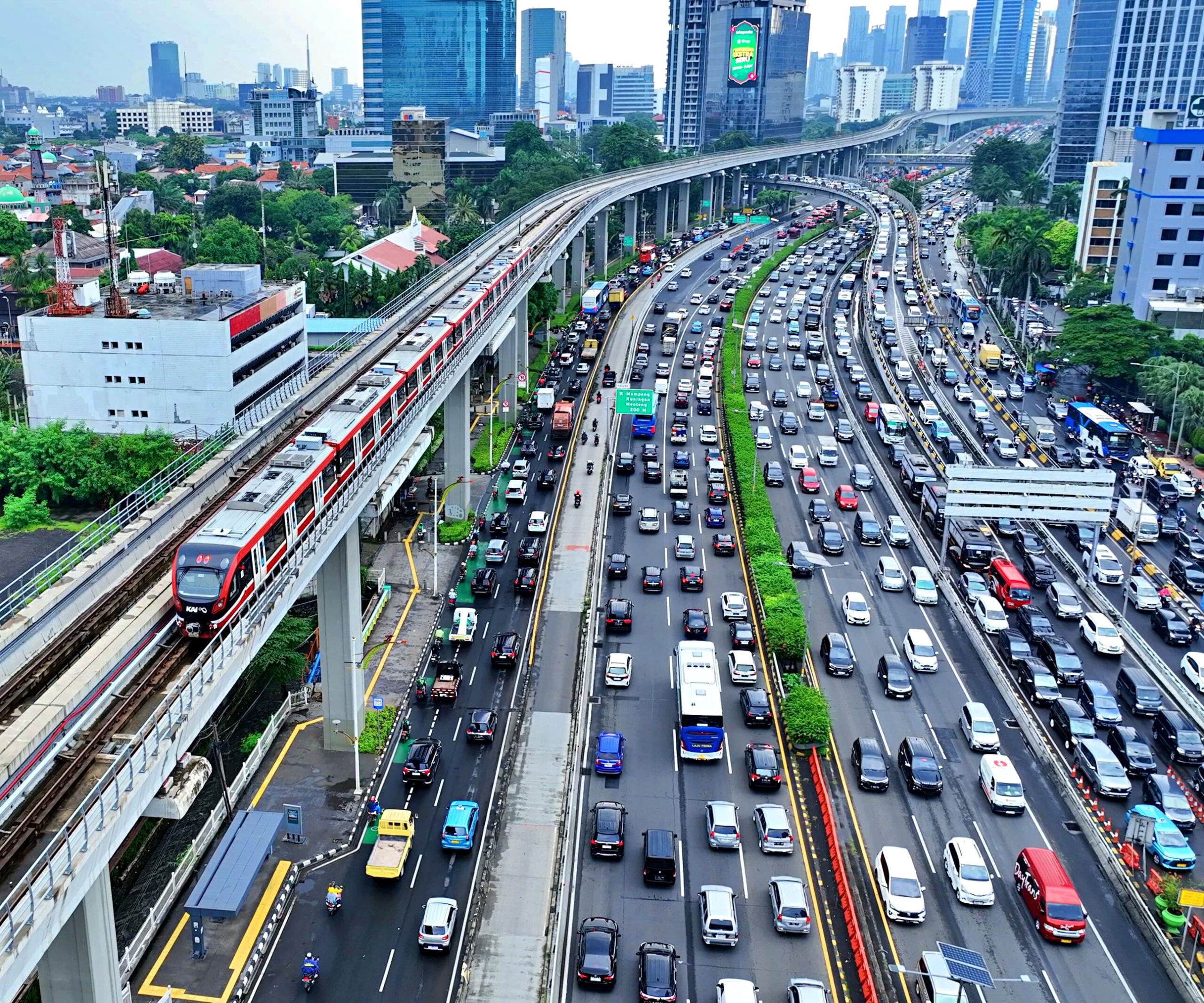 LRT Jabodebek Terbukti Paling Rendah Emisi: Transportasi Masa Depan yang Ramah Lingkungan