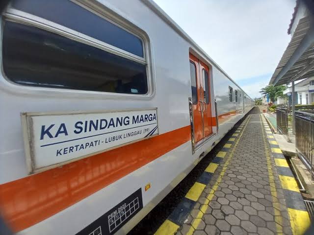 KAI Divre III Palembang Optimalkan Perawatan Sarana di Depo Lokomotif Kertapati Guna Layani Pelanggan Pada Libur Panjang Waisak
